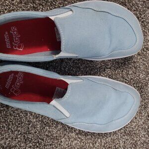Women's Size 8 Baby Blue Splay Barefoot Shoes like new